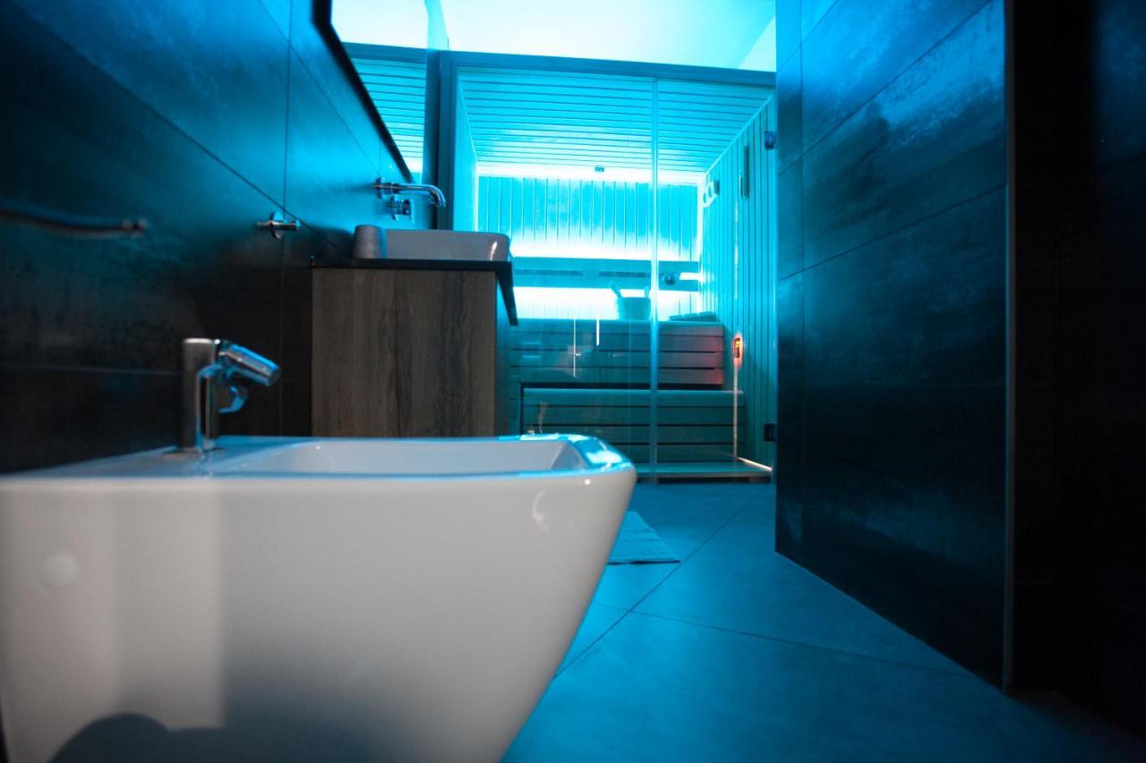 בודפשט Stylish Loft With Finnish Sauna מראה חיצוני תמונה